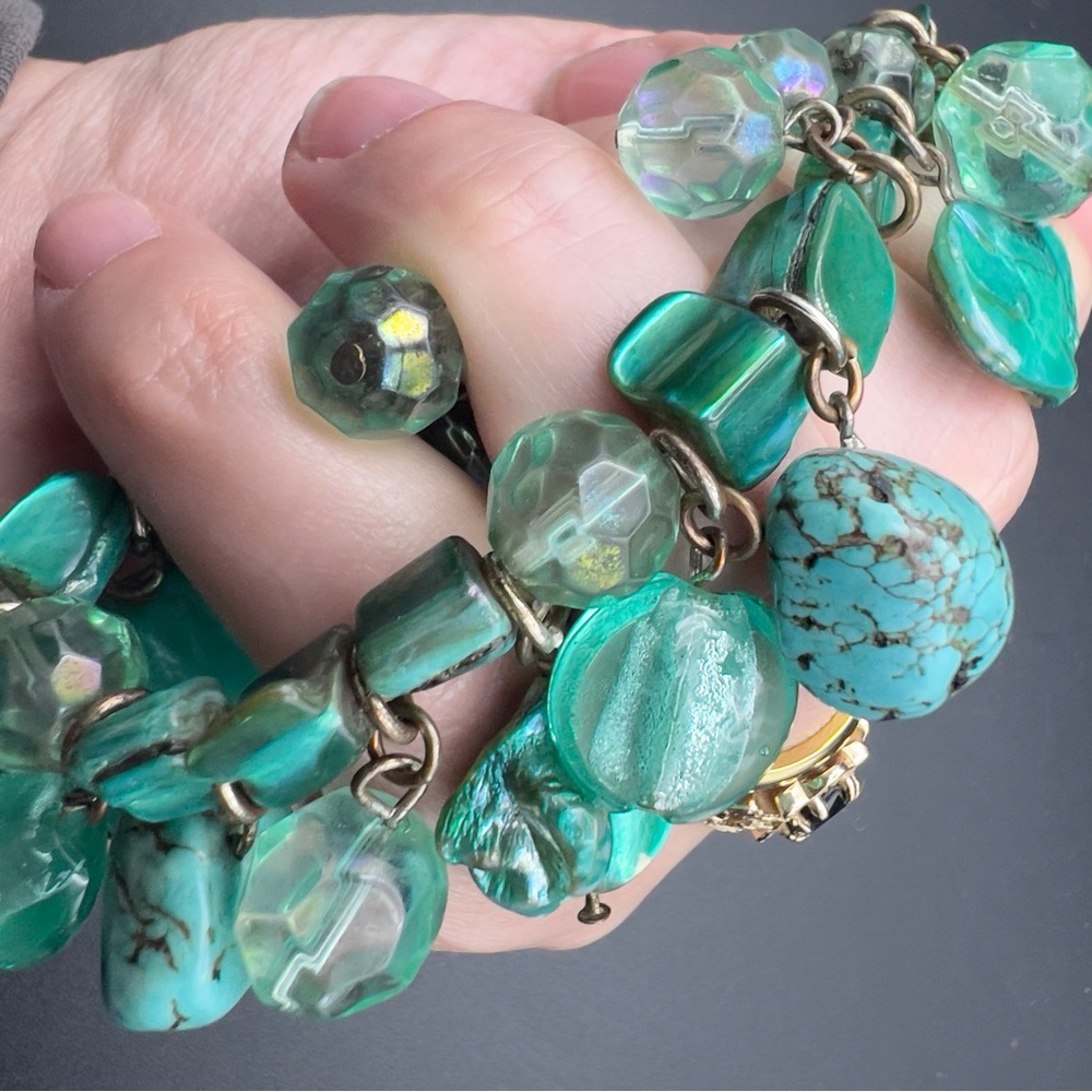 Vintage Abalone Shell Turquoise Stone Glass Beads Bracelet Elastic Blue Dangle